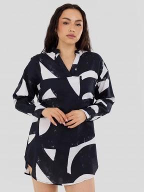 Fundango Athene Cover-up for women in black 1