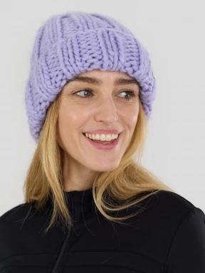 Fundango Astrid Beanie in purple 1