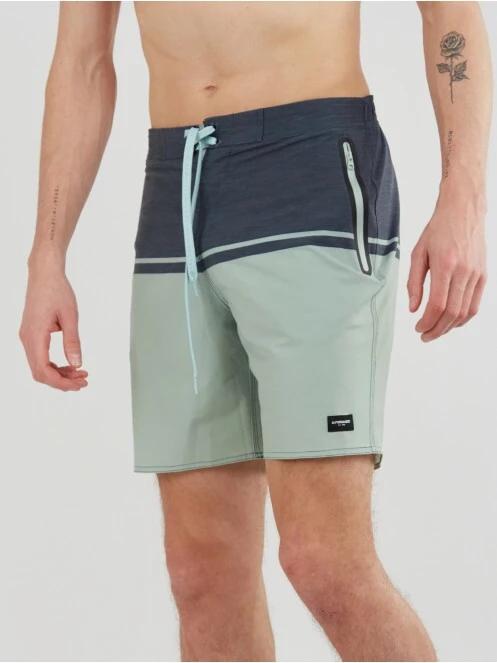 Fundango Morris Boardshort for men in green 2