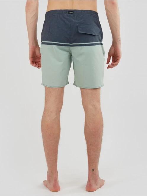 Fundango Morris Boardshort for men in green 3