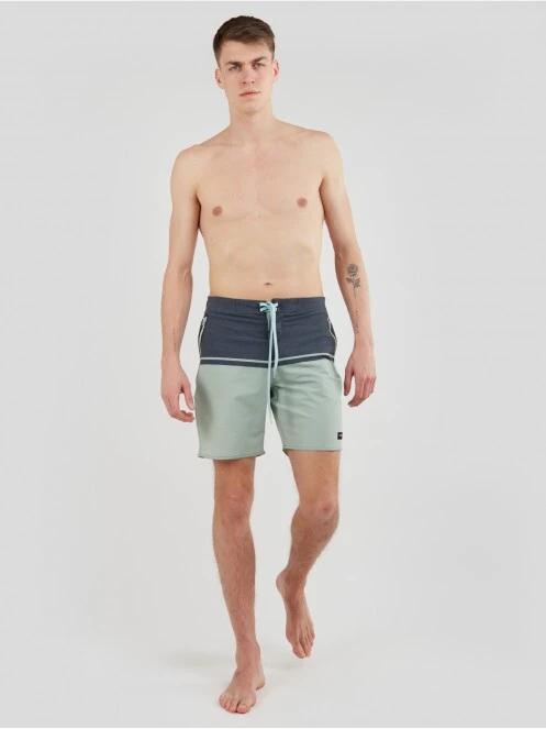 Fundango Morris Boardshort for men in green 4