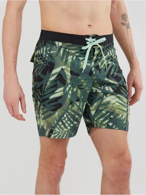 Fundango Salimu Boardshort for men in green 2