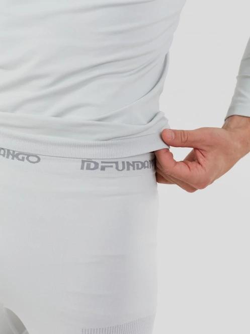 Fundango Seamless Baselayer Set for men in sand 8