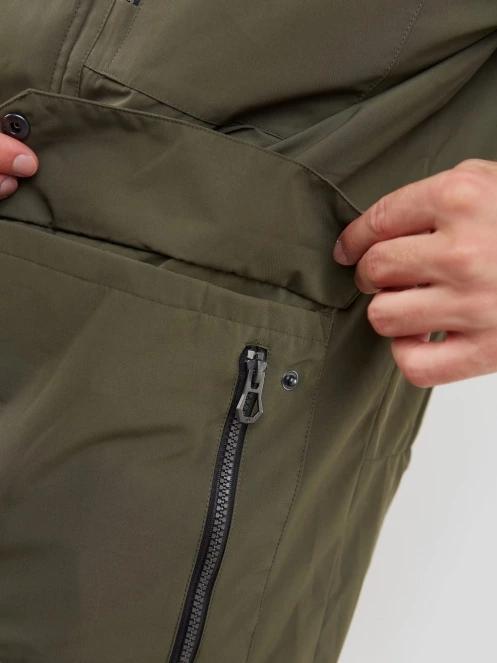 Fundango Perill Parka Jacket for men in oliv 8