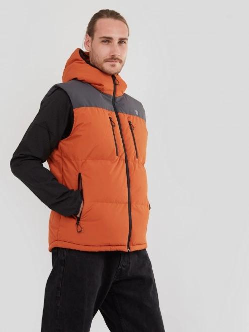 Fundango Laurel Padded Vest for men in red 5