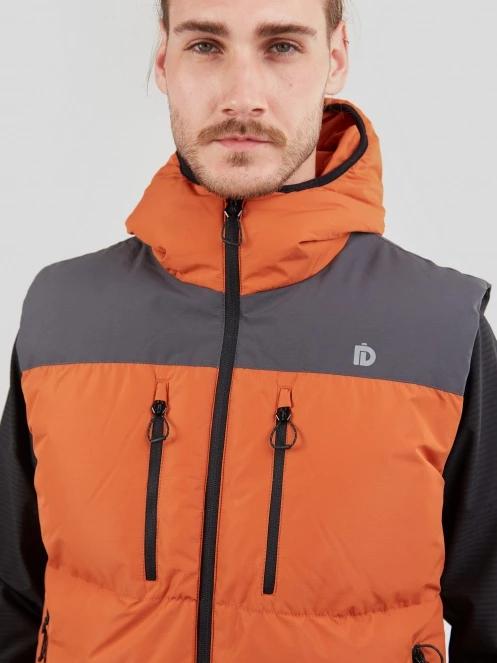 Fundango Laurel Padded Vest for men in red 6