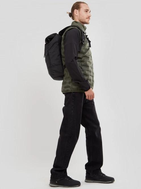 Fundango Smoke Vest for men in oliv 4