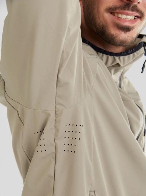 Fundango Alloy Hooded Softshell for men in sand 7