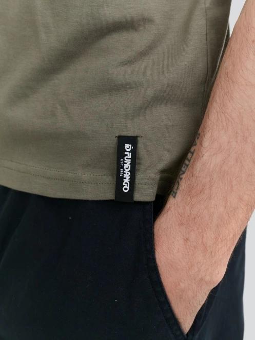 Fundango Incognito Mono Poloshirt for men in oliv 7