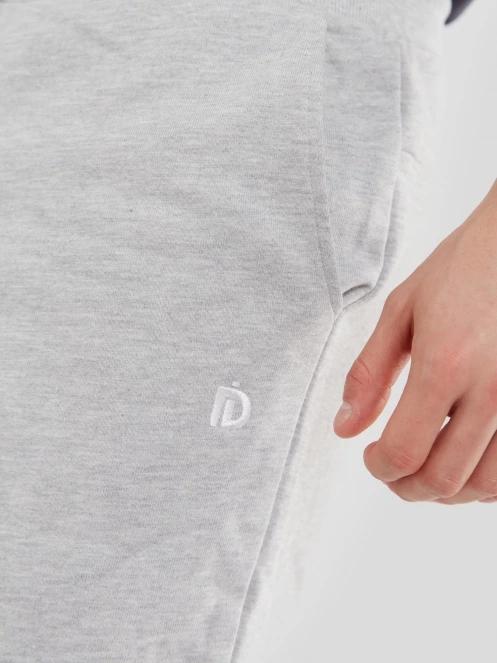 Fundango Delon Sweatshort for men in grey 4