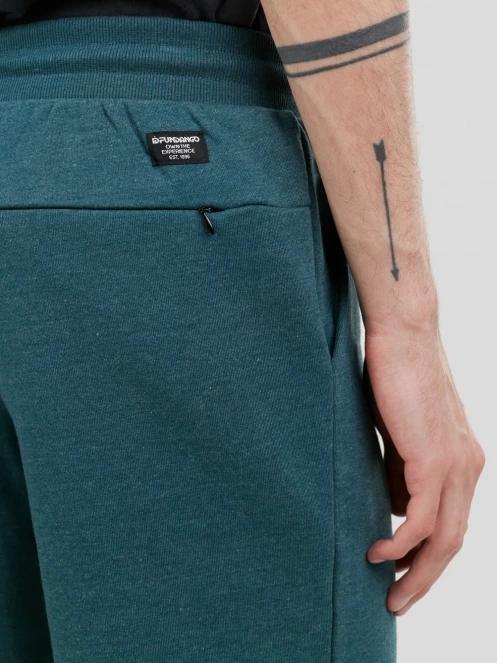 Fundango Delon Sweatshorts for men in green 6
