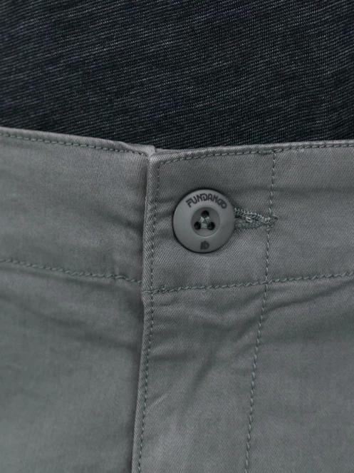 Fundango Zack Cargo Shorts for men in oliv 7