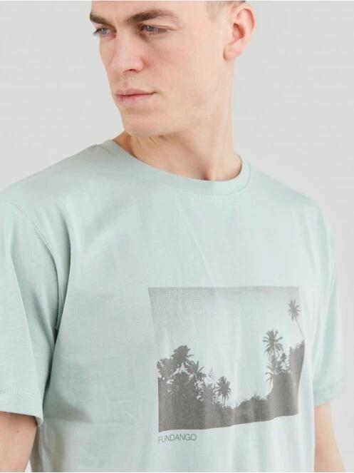 Fundango Talmer T-shirt for men in green 5