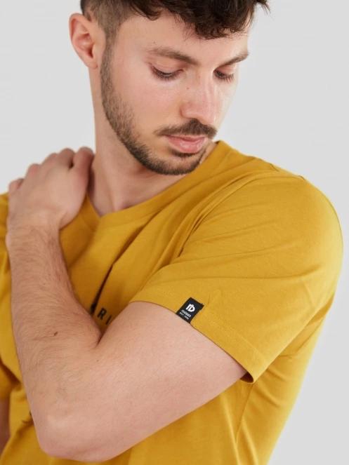 Fundango Basic-T Logo 12 for men in yellow 6