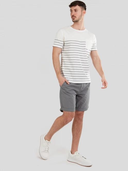 Fundango Jaggy Pocket T-shirt for men in white 4