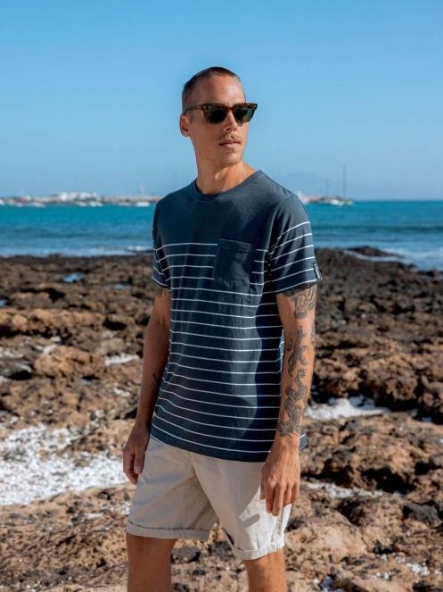 Fundango Jaggy Pocket T-shirt for men in grey 6