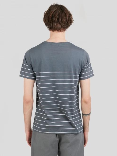 Fundango Jaggy Pocket T-shirt for men in grey 3