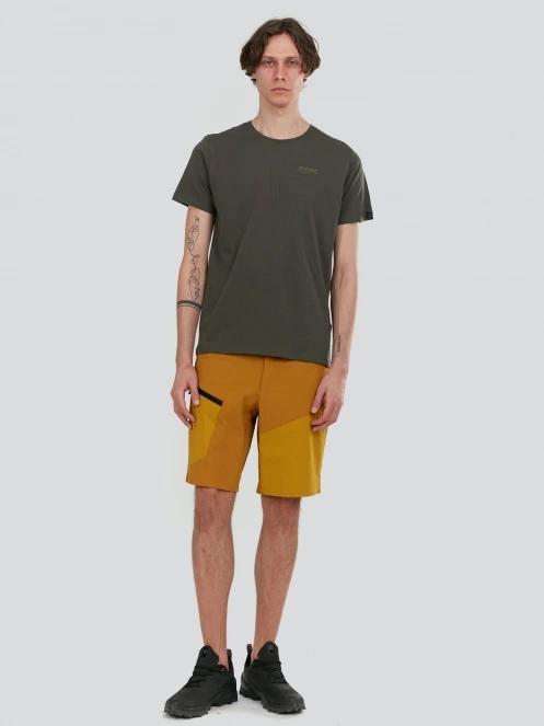 Fundango Mont Blanc Graphic-T for men in oliv 4