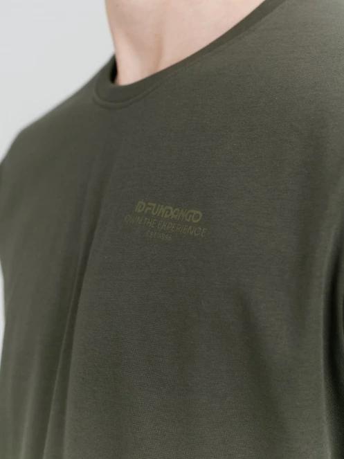 Fundango Mont Blanc Graphic-T for men in oliv 5