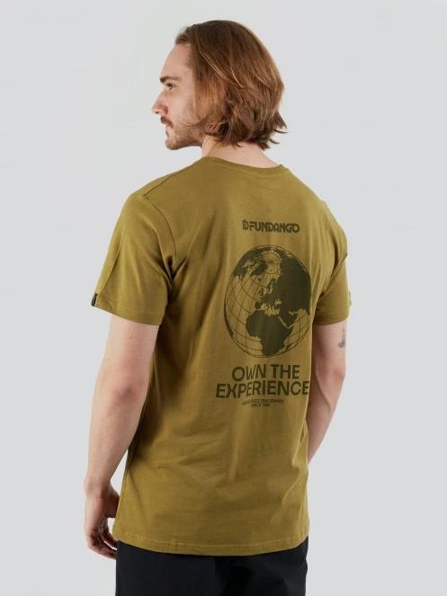 Fundango Globe Graphic-T for men in green 3