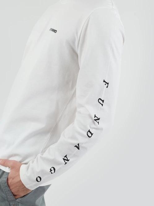 Fundango Essential Graphic Long-T for men in white 8