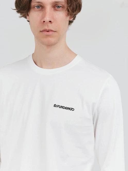 Fundango Essential Graphic Long-T for men in white 5
