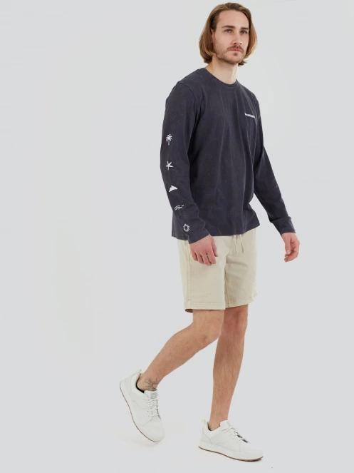Fundango Essential Graphic Long-T for men in black 8