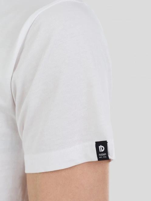 Fundango Vital Graphic-T for men in white 7