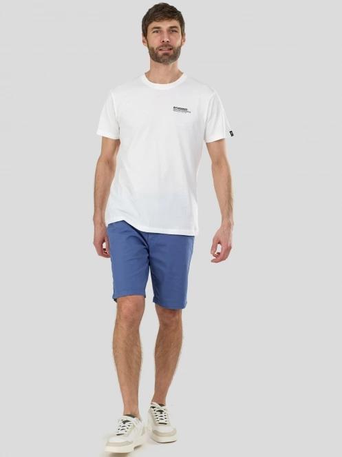 Fundango Breaker Graphic-T for men in white 4