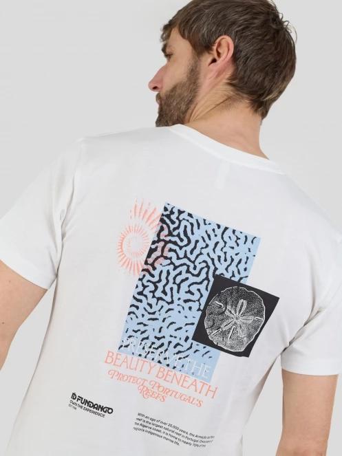 Fundango Breaker Graphic-T for men in white 7