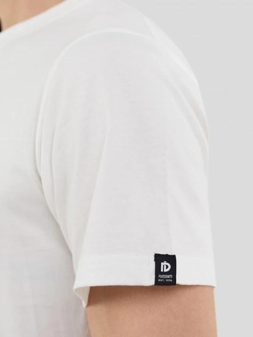 Fundango Montes Graphic-T for men in white 7
