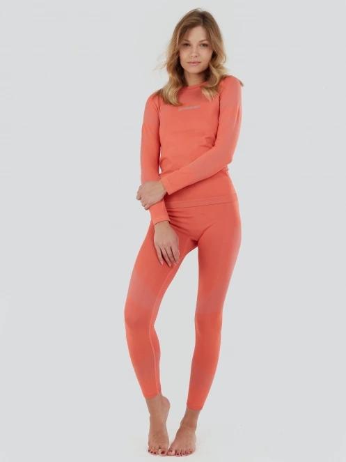 Fundango Seamless Baselayer Set for women in pink 2