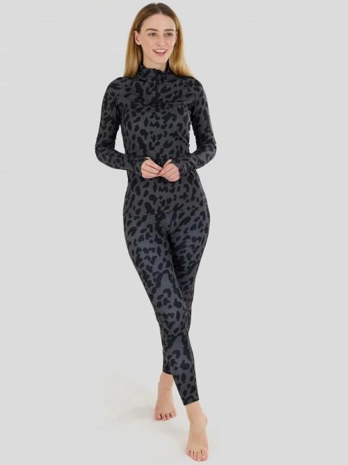 Fundango Yade III Baselayer Top for women in black 4