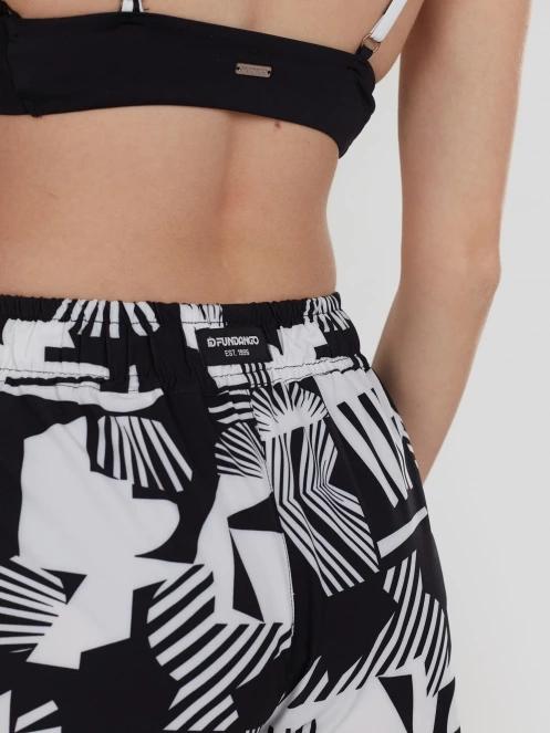 Fundango Elderberry Boardshorts for women in black 5