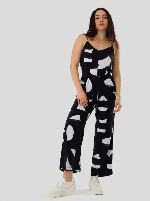 Fundango Alisha Jumpsuit for women in black 5