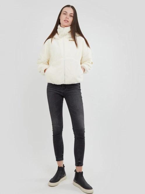 Fundango Sansa Hybrid Jacket for women in white 4
