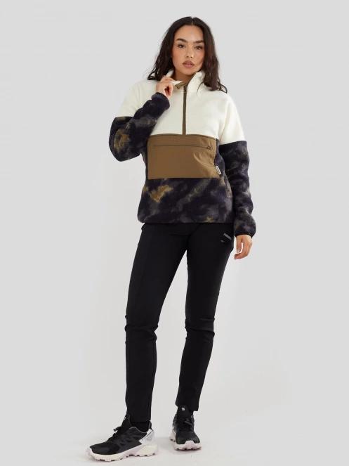 Fundango Riva Hybrid Pullover for women in green 4