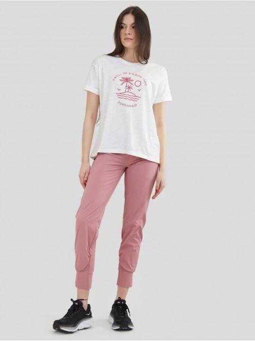Fundango Sabana Active Pants for women in magenta 4