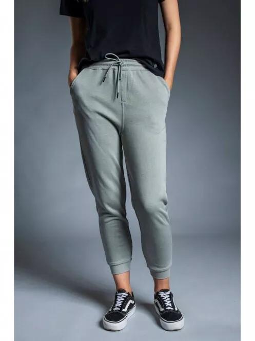 Fundango JOGGER Pant for women in oliv 3