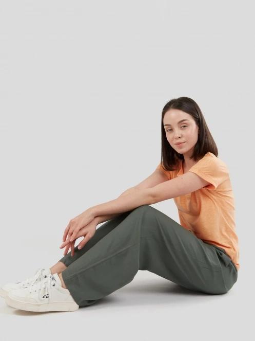 Fundango Poppy Pants for women in oliv 5
