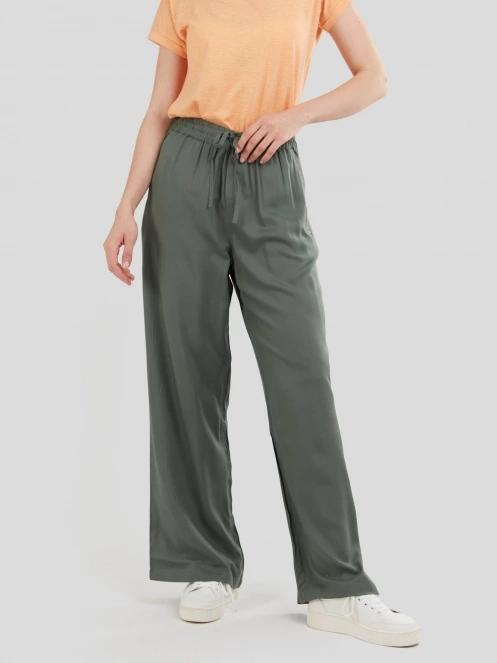 Fundango Poppy Pants for women in oliv 6