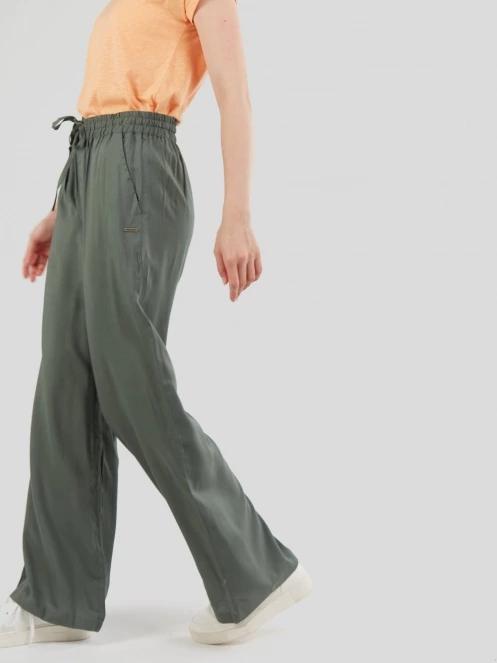 Fundango Poppy Pants for women in oliv 7