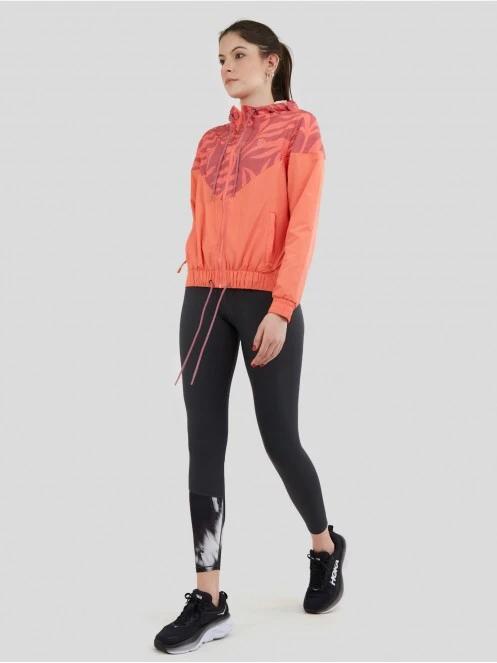 Fundango Breeze Windbreaker for women in magenta 4