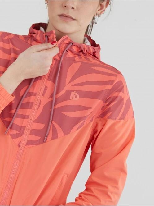 Fundango Breeze Windbreaker for women in magenta 5