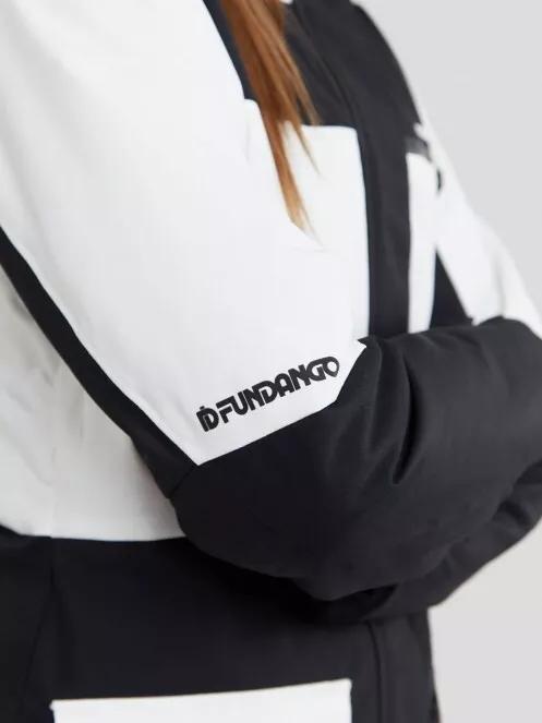 Fundango Poplar Jacket for women in black 6