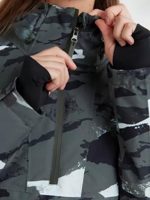 Fundango Birch Anorak for women in green 6