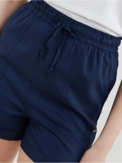 Fundango Carla Shorts for women in dark blue 5