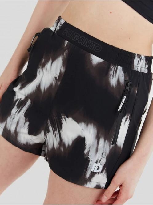 Fundango Karin Shorts for women in black 5