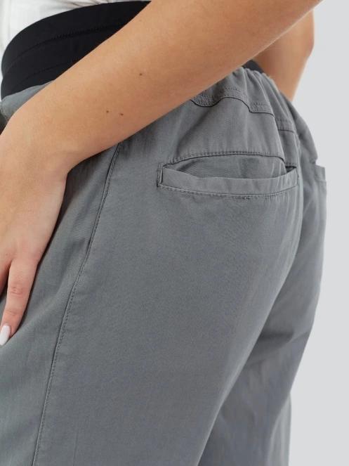Fundango Miura Climbing Pants for women in oliv 7