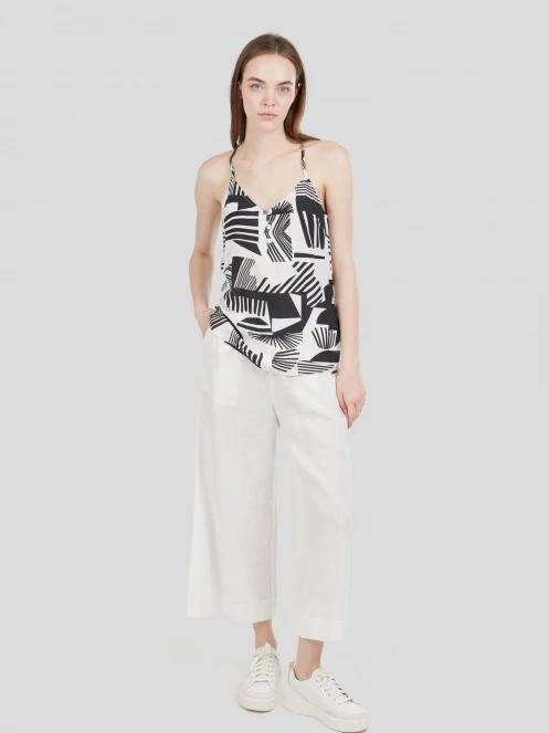 Fundango Indi Top for women in black 4